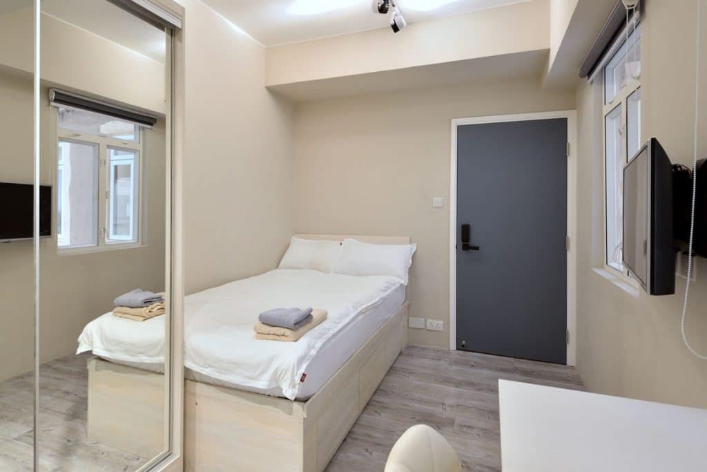 Bonham Strand West Studio F