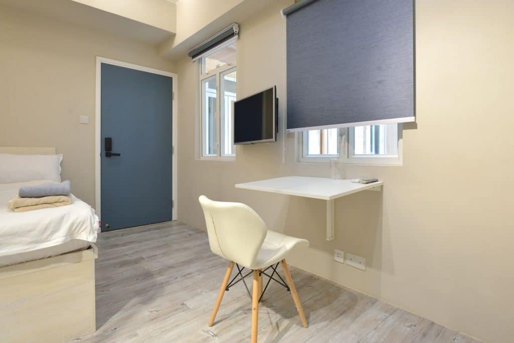 Bonham Strand West Studio F