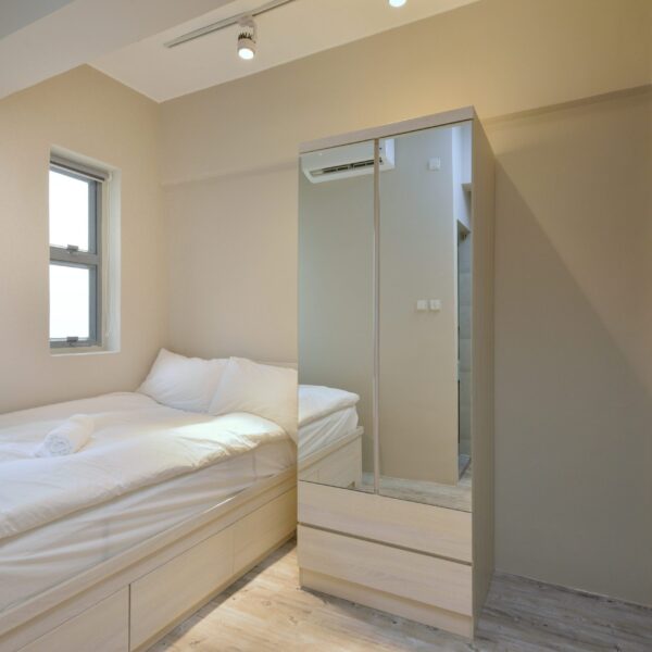 Poplar 2/F Studio A